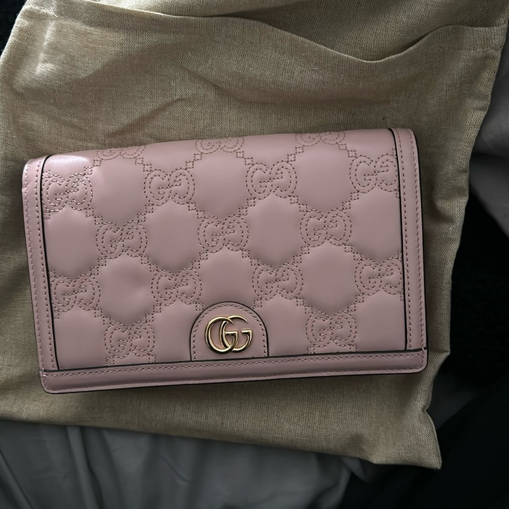 Pink Gucci crossbody bag